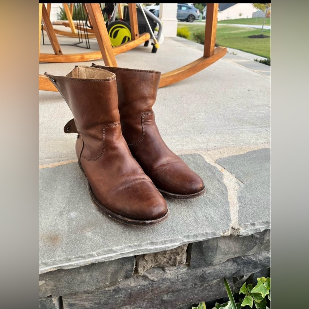 Women’s Frye Boots